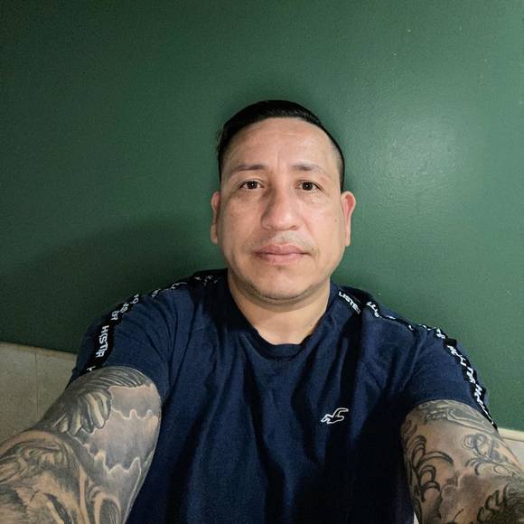 Poshmark profile picture for @jeremias_m